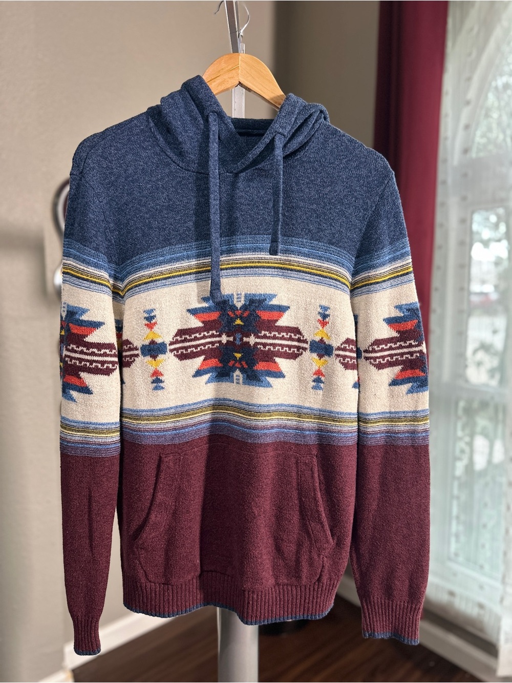 American Eagle Outfitters Navy Cream & Burgundy wool blend Crewneck Hoodie